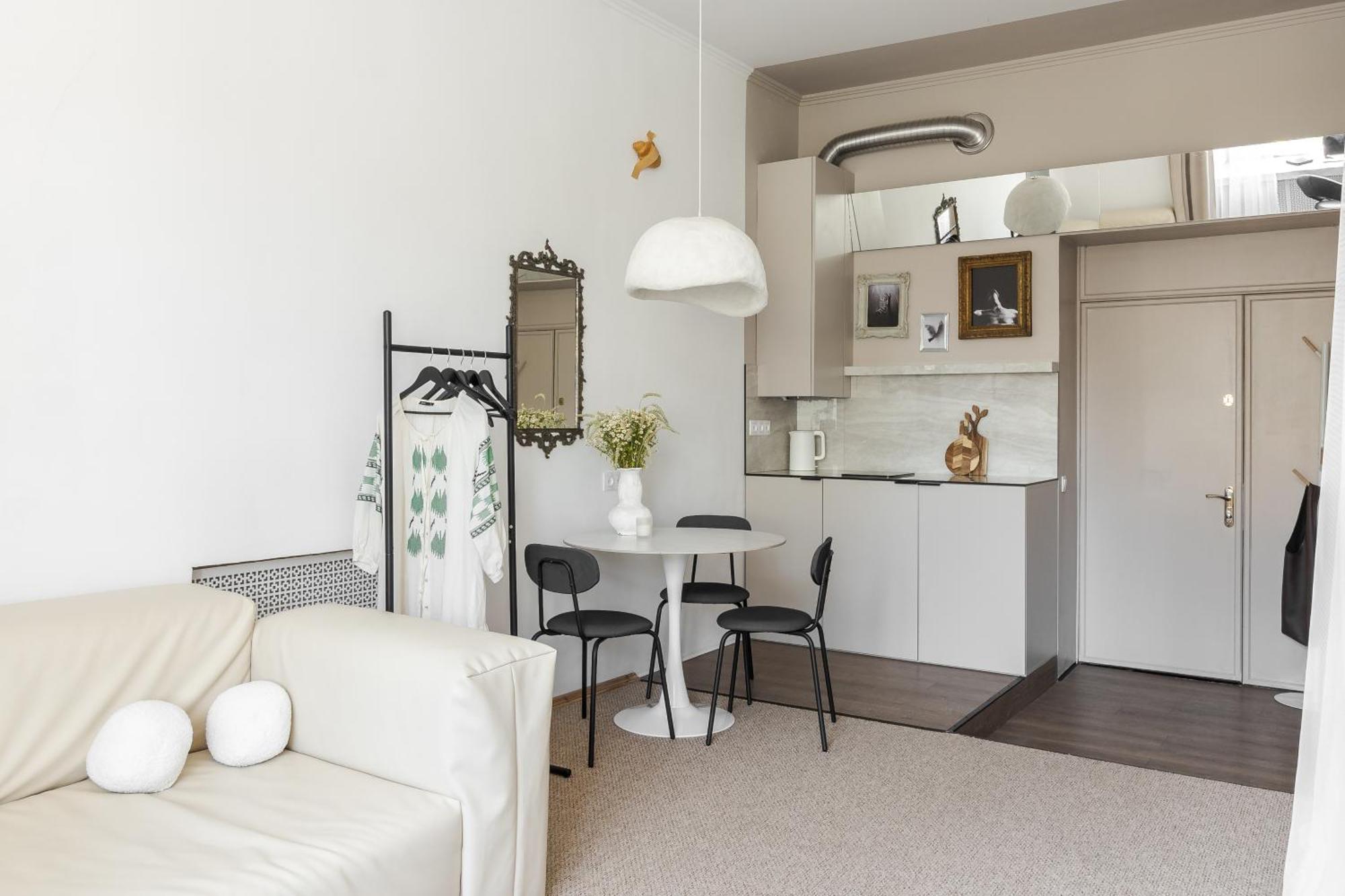 Netflix And Chill Apartment Lviv Ngoại thất bức ảnh